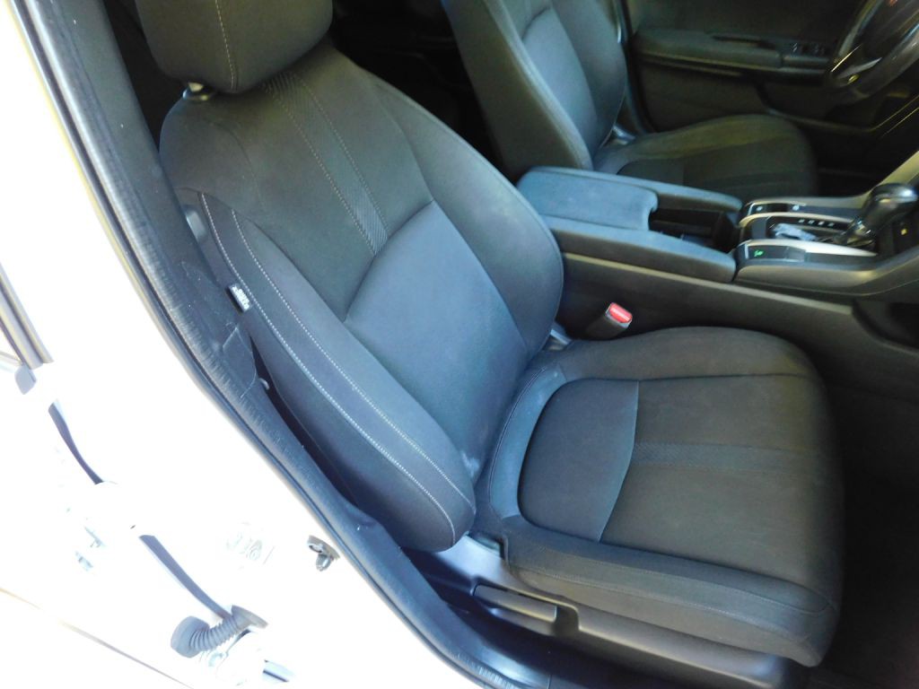 2017 Honda Civic Image 24