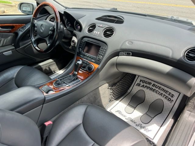 2006 Mercedes-Benz SL-Class Image 12