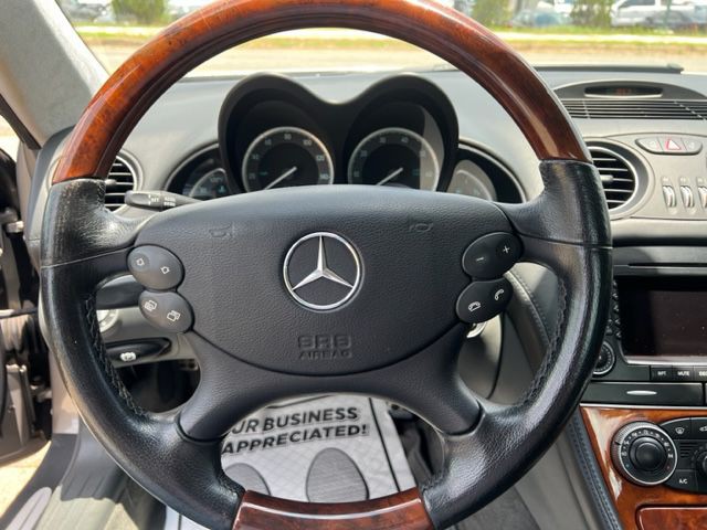 2006 Mercedes-Benz SL-Class Image 16