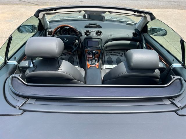2006 Mercedes-Benz SL-Class Image 23