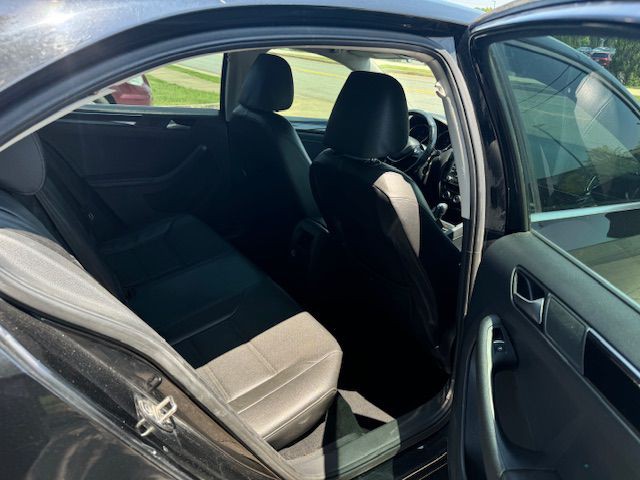 2015 Volkswagen Jetta Image 7