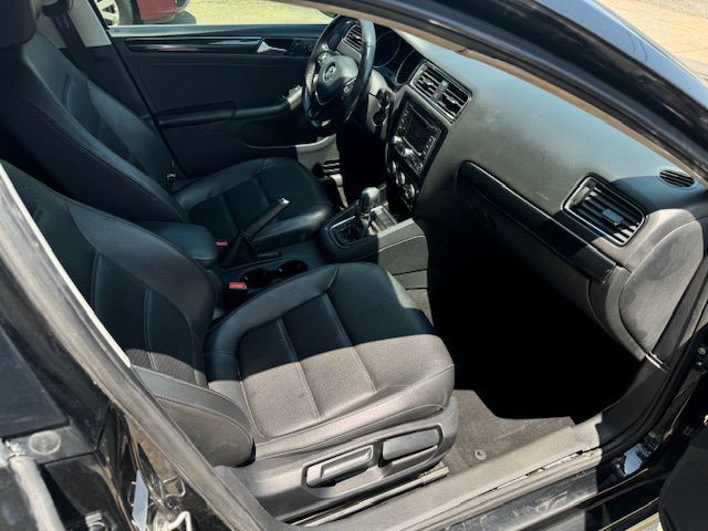 2015 Volkswagen Jetta Image 8