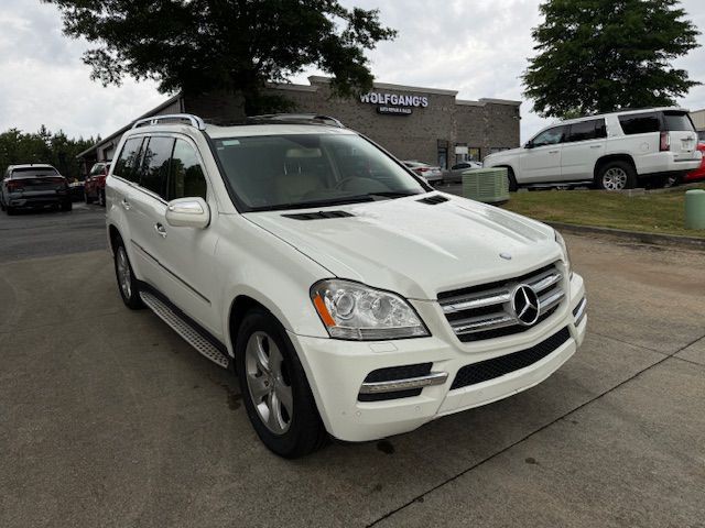 2010 Mercedes-Benz GL-Class Image 3