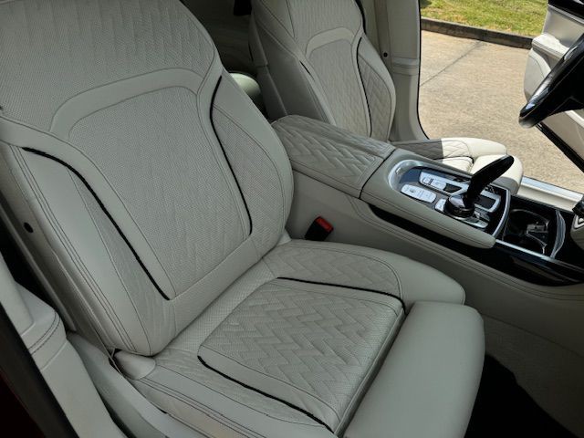 2022 BMW 7 Series Image 9