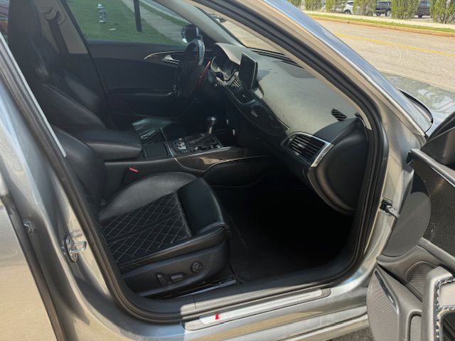 2013 Audi S6 Image 11