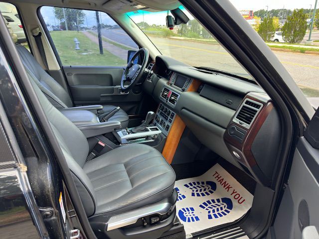 2004 Land Rover Range Rover Image 9