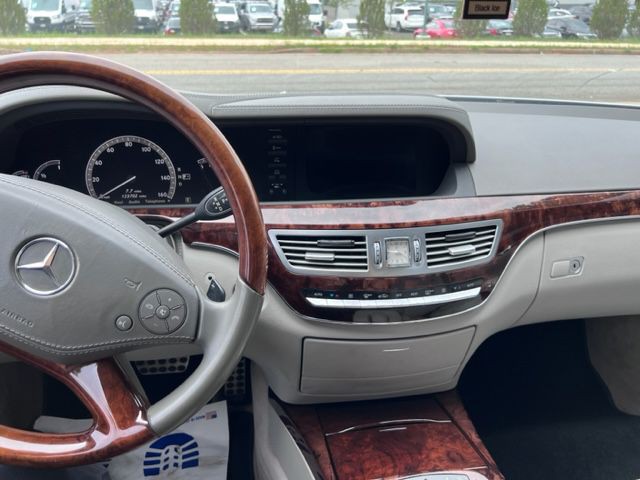 2012 Mercedes-Benz S-Class Image 18