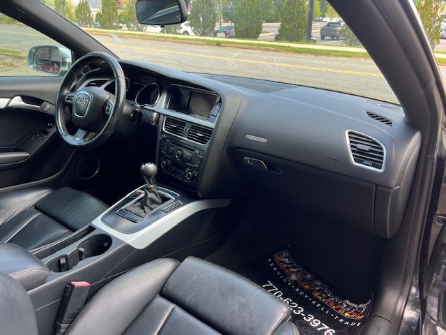 2010 Audi S5 Image 12