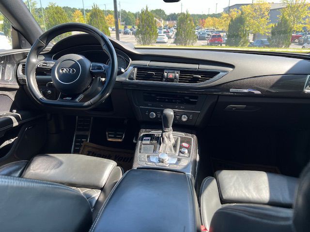2016 Audi S7 Image 16