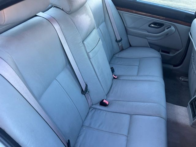 2002 BMW 5 Series Image 26