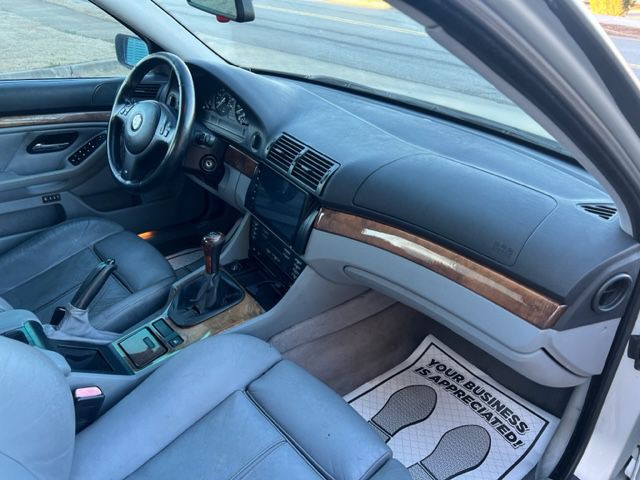 2002 BMW 5 Series Image 29