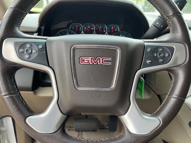 2019 GMC Yukon Image 16