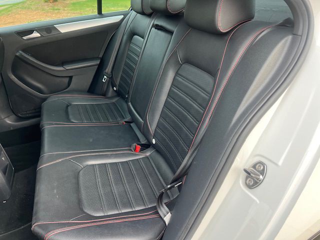 2013 Volkswagen Jetta Image 12