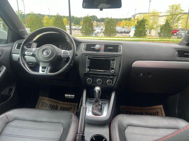 2013 Volkswagen Jetta Image 14