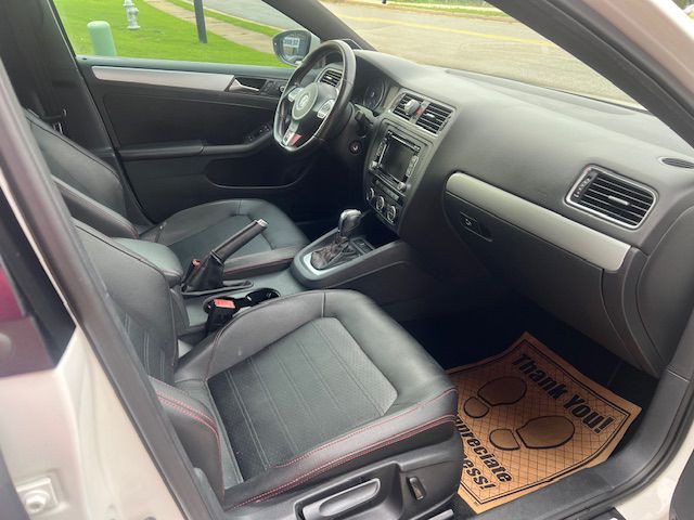 2013 Volkswagen Jetta Image 15