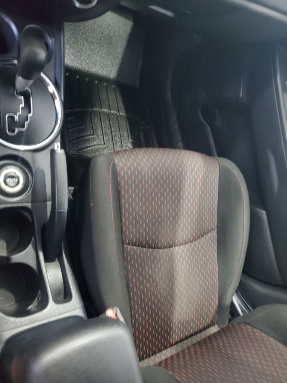 2017 Mitsubishi Outlander Image 13