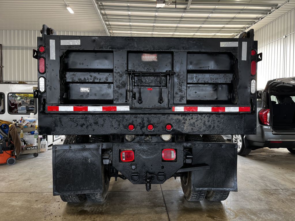 1998 Chevrolet C-Series Image 4