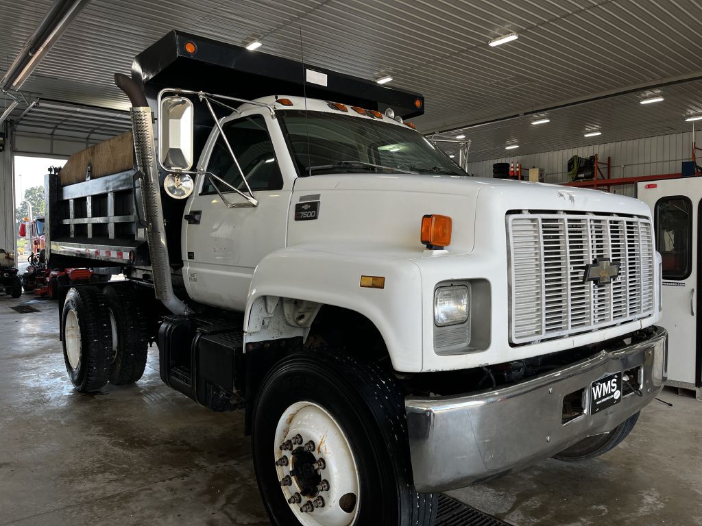 1998 Chevrolet C-Series Image 7