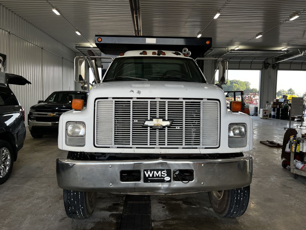 1998 Chevrolet C-Series Image 8