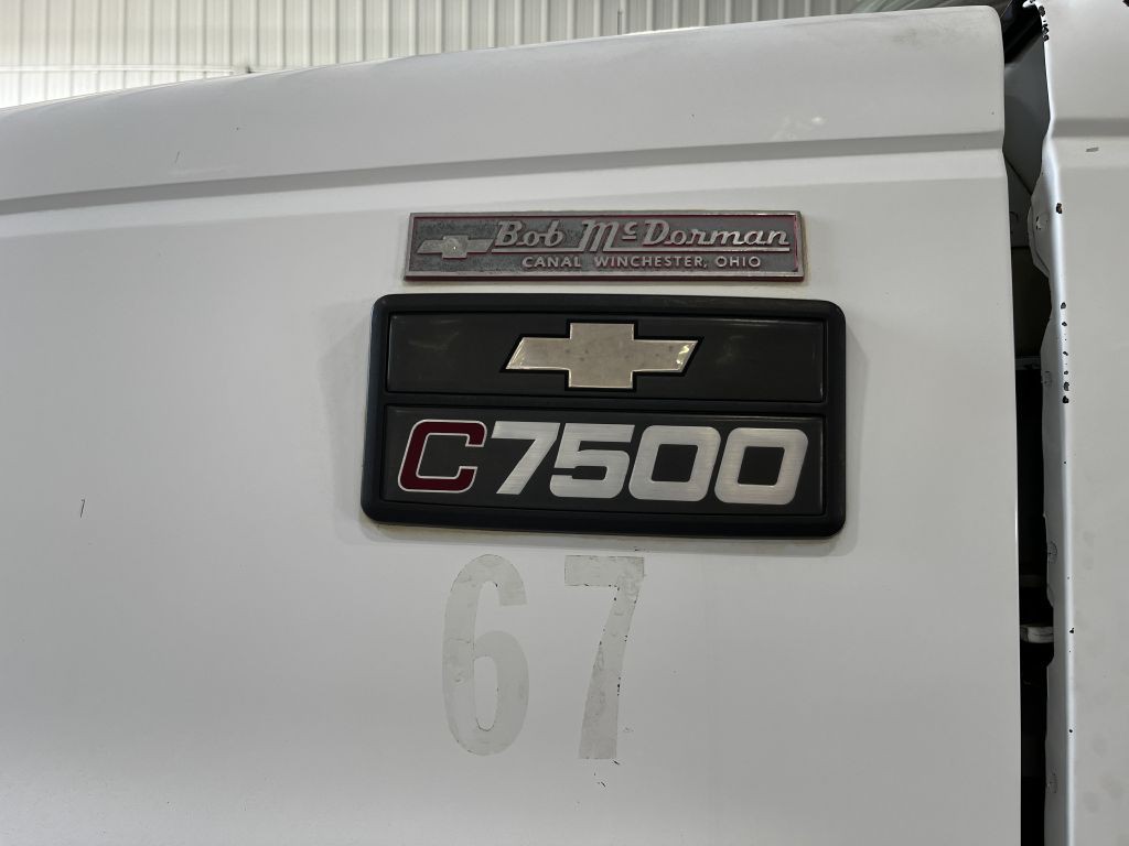 1998 Chevrolet C-Series Image 9