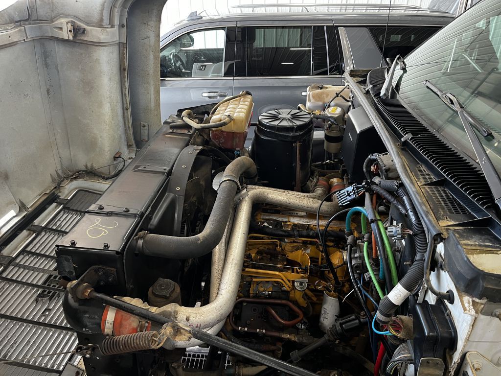 1998 Chevrolet C-Series Image 20
