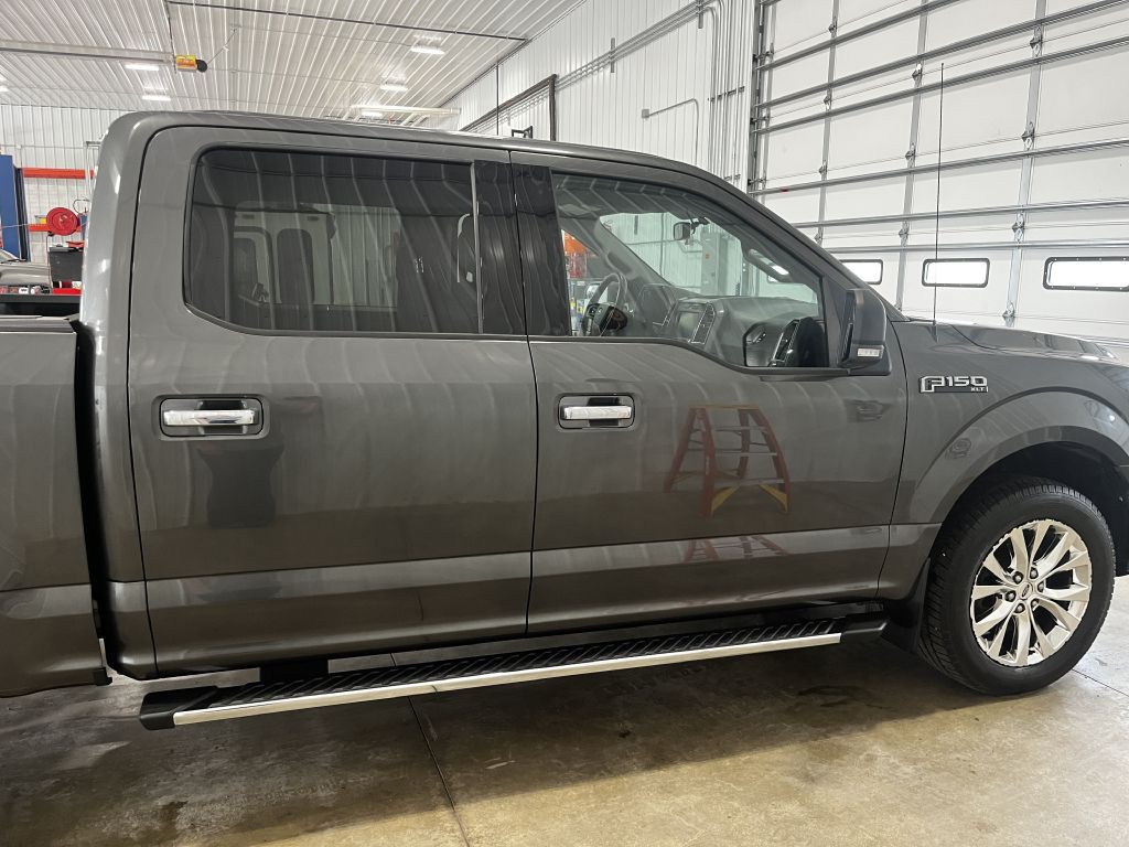 2015 Ford F-150 Image 17