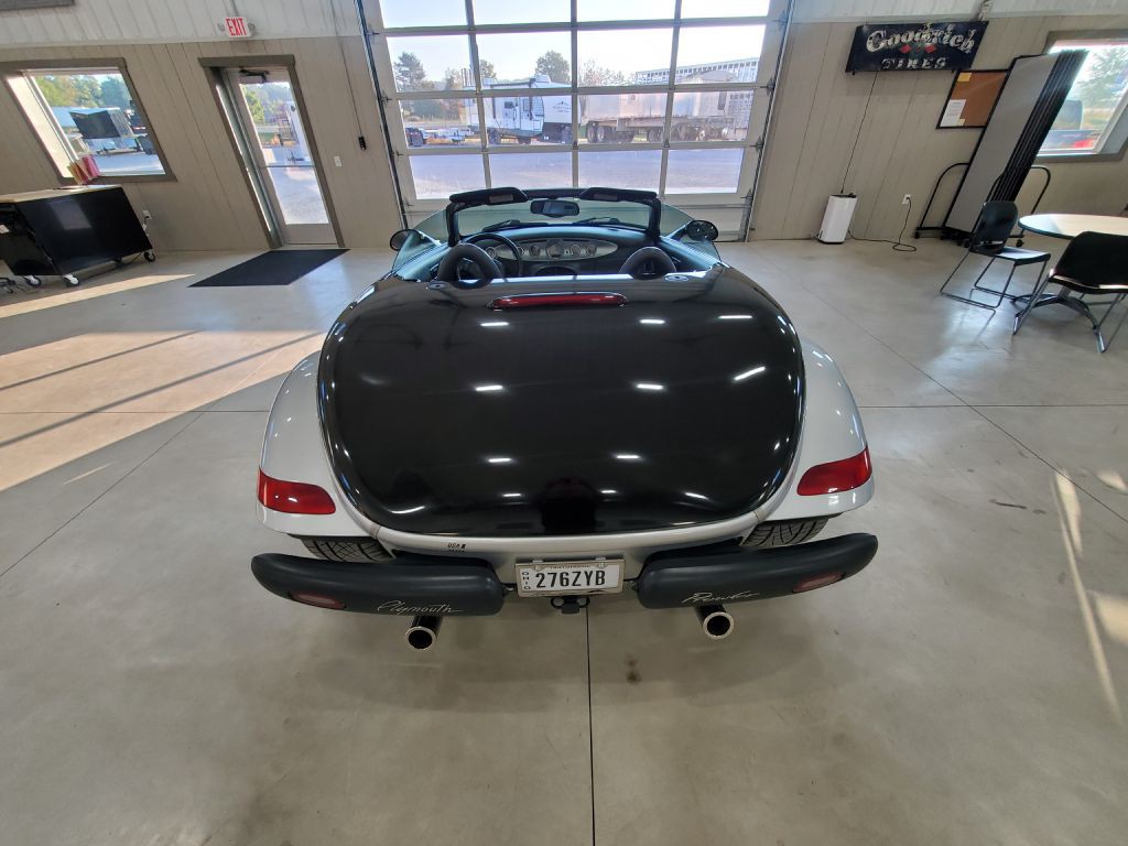 2000 Plymouth Prowler Image 7