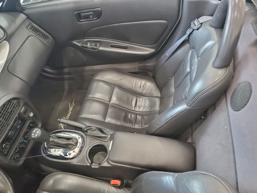 2000 Plymouth Prowler Image 14