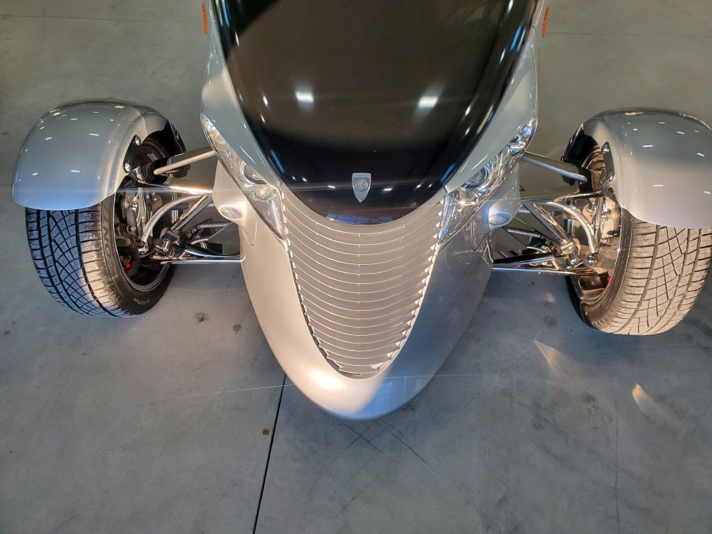 2000 Plymouth Prowler Image 16