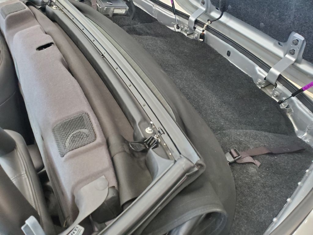 2000 Plymouth Prowler Image 19