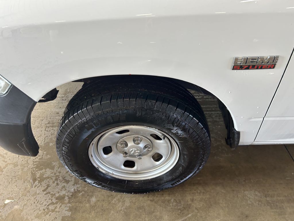 2019 RAM 1500 Image 8