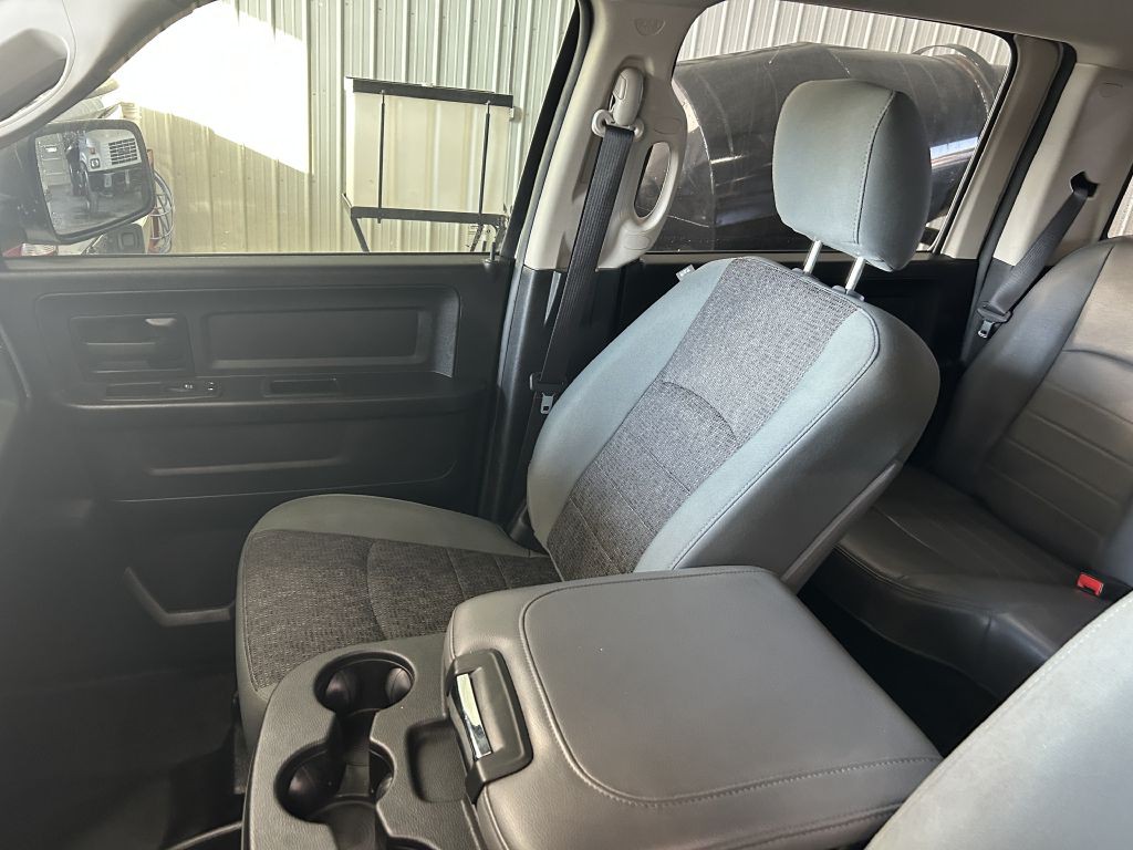 2016 RAM 1500 Image 15