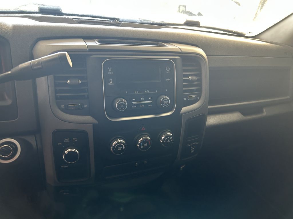2016 RAM 1500 Image 16