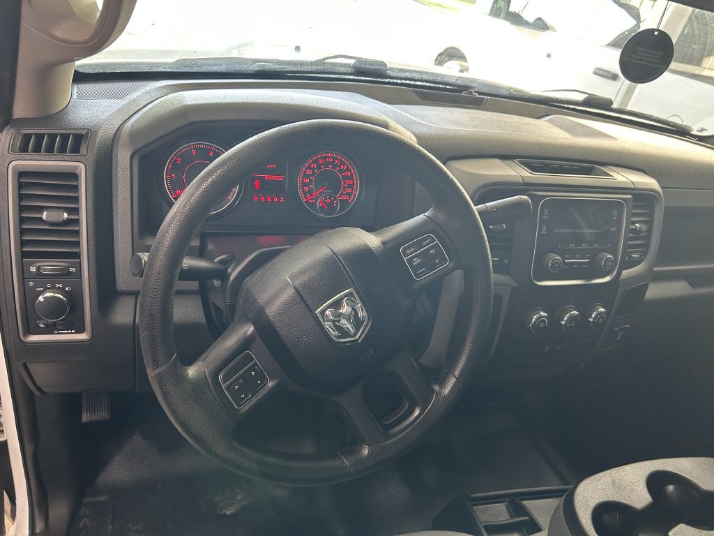 2016 RAM 1500 Image 17