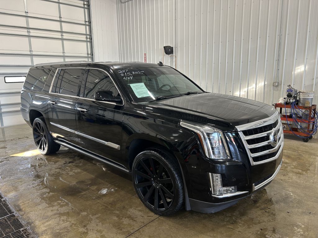 2015 Cadillac Escalade Image 3