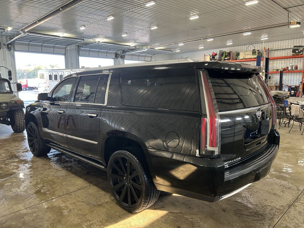 2015 Cadillac Escalade Image 6
