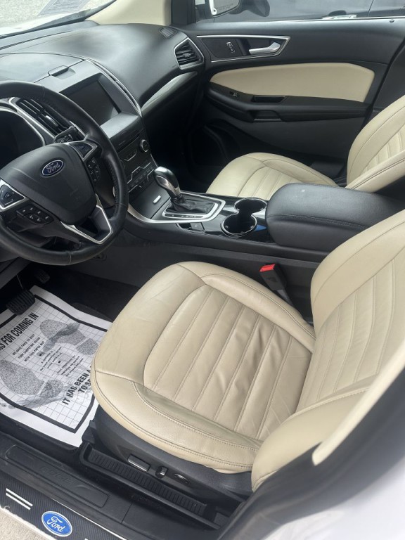 2016 Ford Edge Image 5