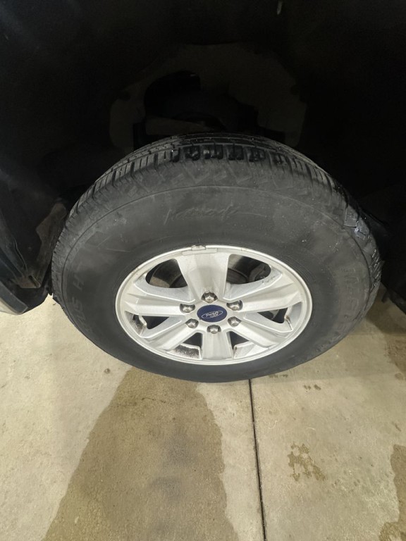 2015 Ford F-150 Image 12