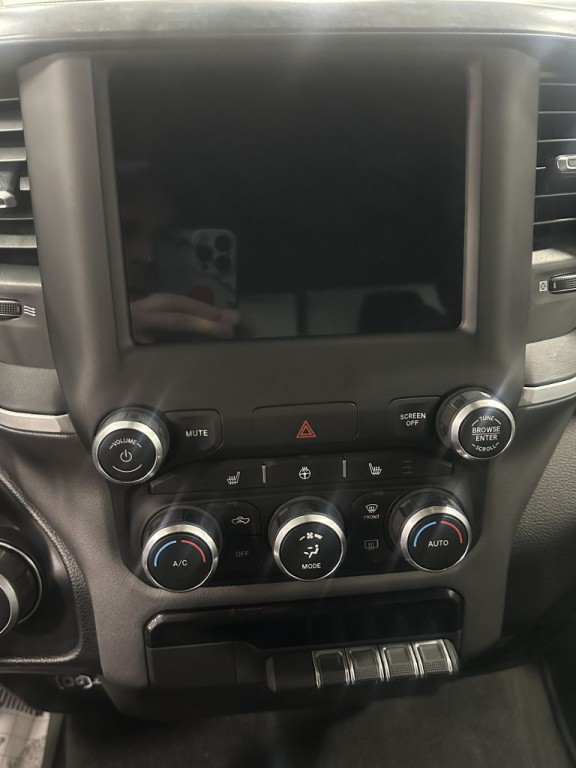 2020 RAM 1500 Image 8