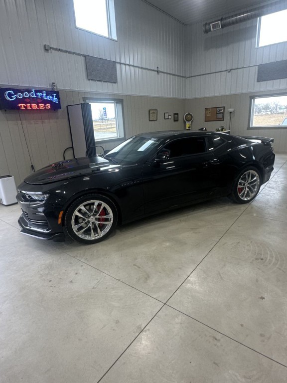 2024 Chevrolet Camaro Image 1