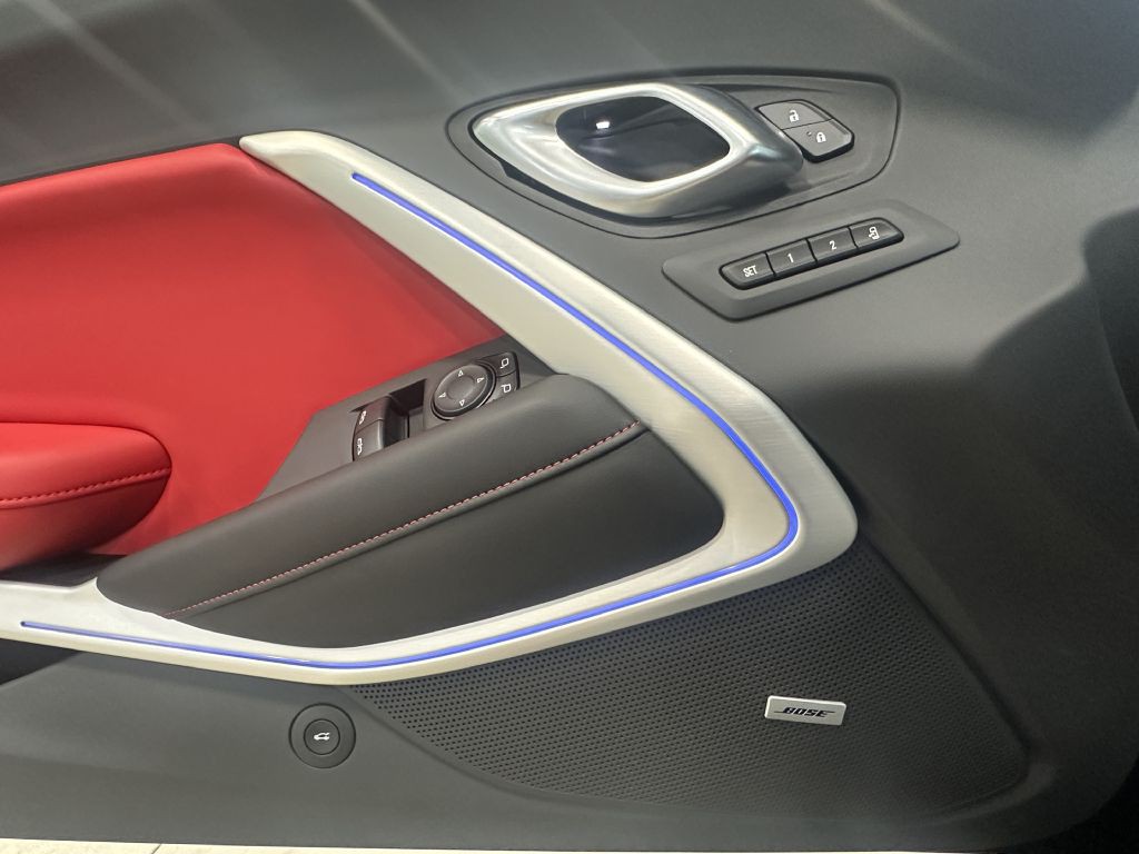 2024 Chevrolet Camaro Image 13