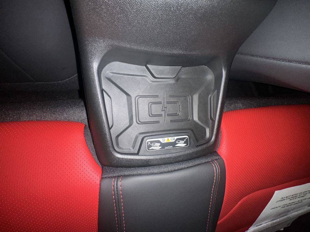 2024 Chevrolet Camaro Image 17