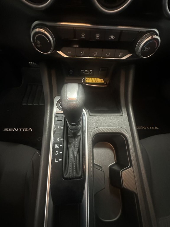 2025 Nissan Sentra Image 9