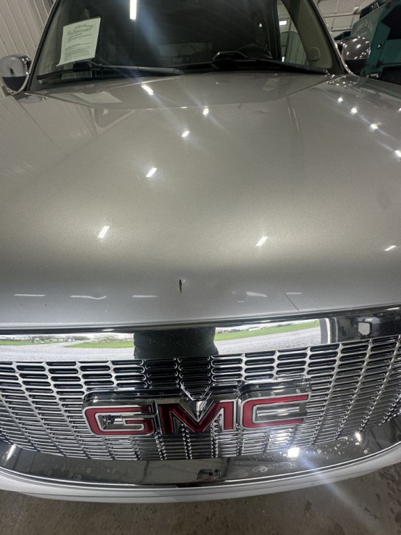 2011 GMC Yukon Image 6