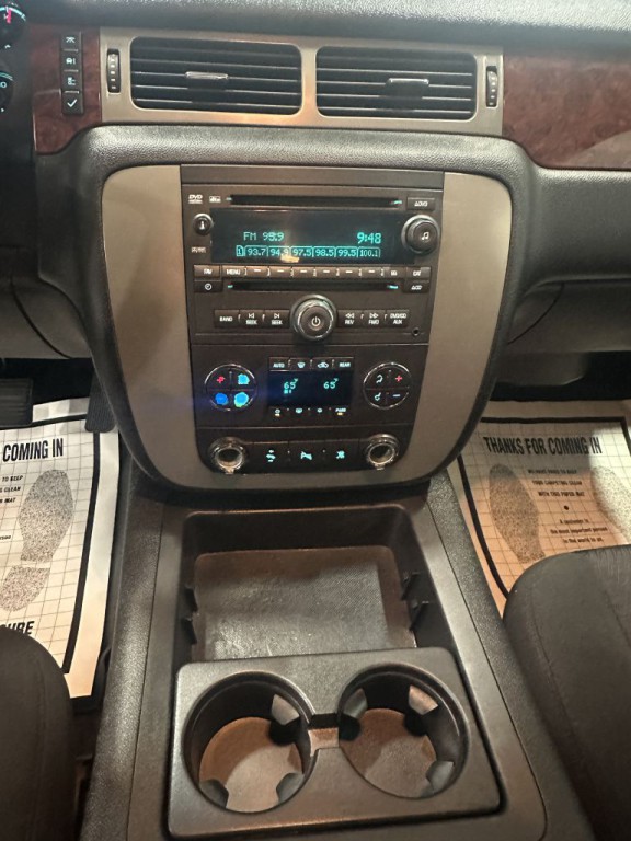 2011 GMC Yukon Image 17