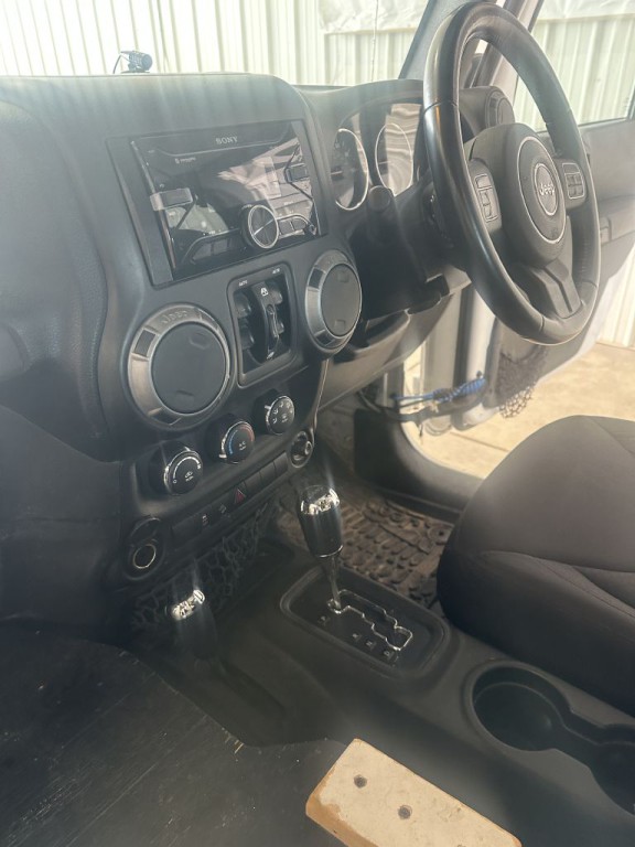 2017 Jeep Wrangler Unlimited Image 16