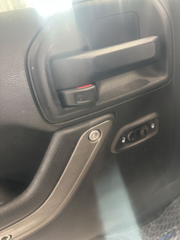 2017 Jeep Wrangler Unlimited Image 17