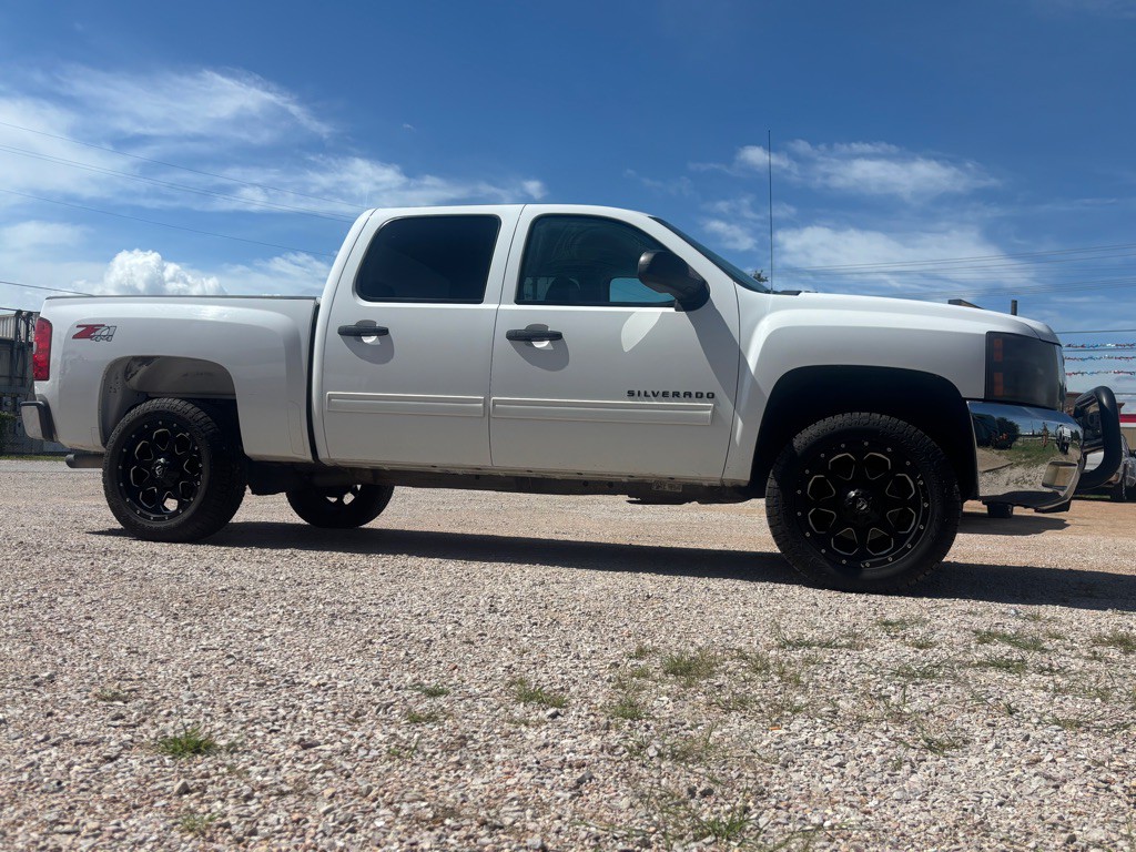 2013 Chevrolet Silverado 1500 Image 2