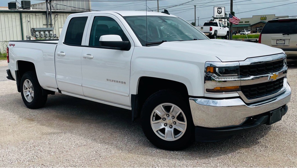 2019 Chevrolet Silverado 1500 Image 2