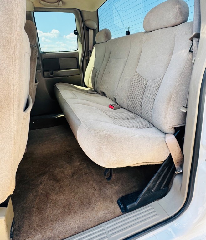 2003 Chevrolet Silverado 1500 Image 9